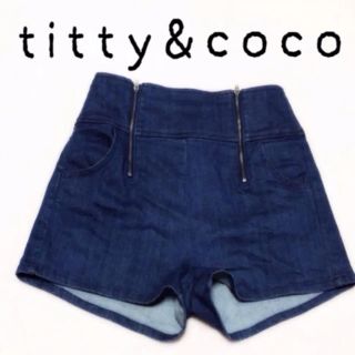 ティティアンドコー(titty&co)のデニムショートパンツ　titty&co(ショートパンツ)