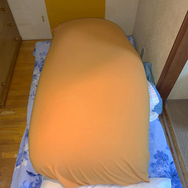 YOGIBO MAX オレンジ インテリア/住まい/日用品のソファ/ソファベッド(ビーズソファ/クッションソファ)の商品写真