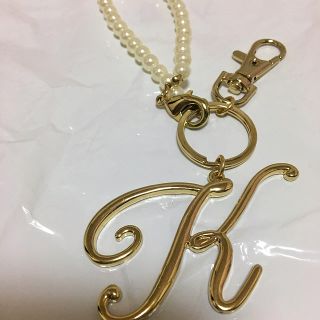 ジーユー(GU)の新品❣️パールイニシャルチャーム　K(チャーム)