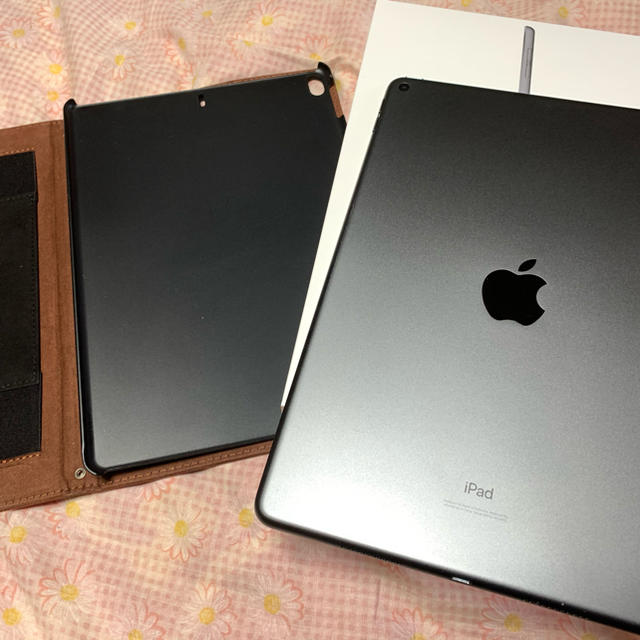 iPad Air3 64G wifiモデル(美品)
