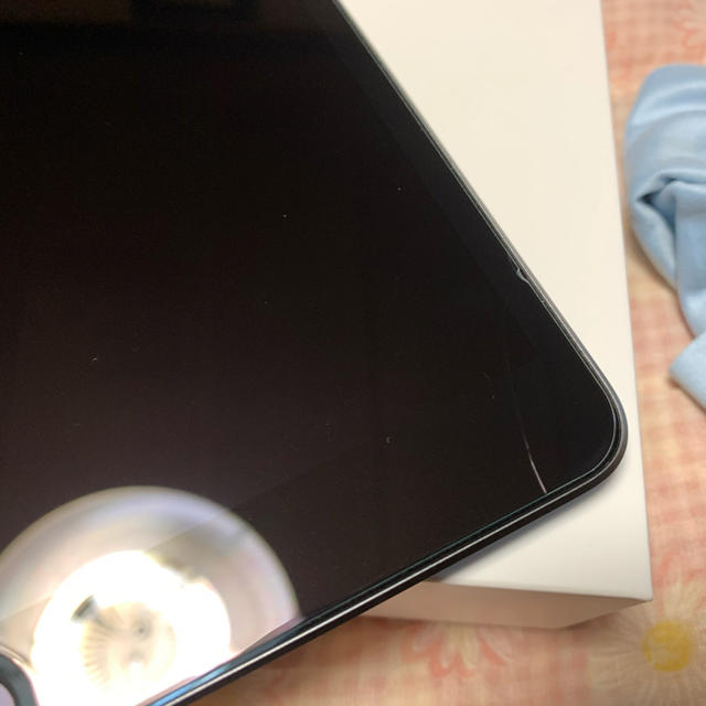 iPad Air3 64G wifiモデル(美品)