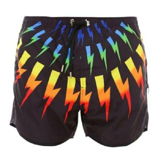 NEIL BARRETT(ショートパンツ)のフリマアイテム一覧 NEIL BARRETT(ショートパンツ)のフリマアイテム一覧