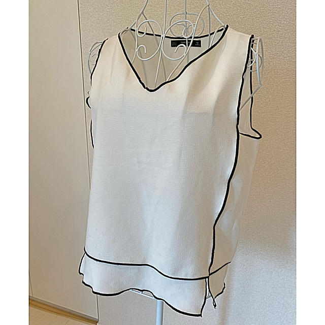 ZARA(ザラ)の【最終値下げ24H】ZARA カジュアルトップス レディースのトップス(Tシャツ(半袖/袖なし))の商品写真