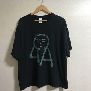 コモリ(COMOLI)のAUGUSTE PRESENTATION REMAKE TEE （BLACK）(Tシャツ/カットソー(半袖/袖なし))