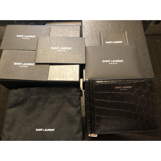 Saint Laurent(サンローラン)のサンローラン　二つ折り財布 メンズのファッション小物(折り財布)の商品写真