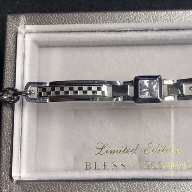 BLESS(ブレス)のScommaG ブレスレット　エスカマジー　BLESS レディースのアクセサリー(ブレスレット/バングル)の商品写真