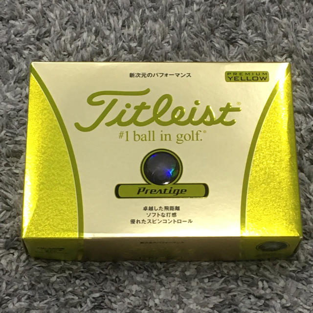 Titleist(タイトリスト)のタイトリスト プレステージ Prestige イエロー ボール ① スポーツ/アウトドアのゴルフ(その他)の商品写真