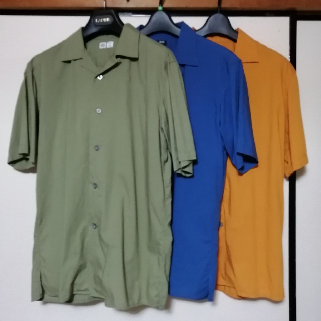 UNIQLO(ユニクロ)の三枚セット　ユニクロ　ユー　オープンカラーシャツ　半袖 メンズのトップス(シャツ)の商品写真