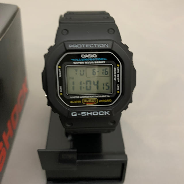 G-SHOCK(ジーショック)のG-SHOCK DW-5600 カシオ メンズの時計(腕時計(デジタル))の商品写真