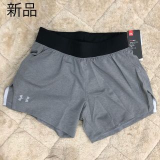 アンダーアーマー(UNDER ARMOUR)の新品　アンダーアーマー ショートパンツ ハーフパンツ　レディース 定価4400円(ショートパンツ)