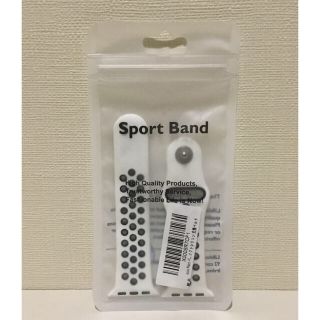 アップルウォッチ(Apple Watch)の【新品・未使用】非純正 Apple Watch シリコンバンド（38/40mm、(ストラップ/イヤホンジャック)