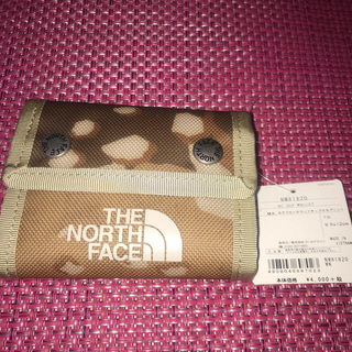 ザノースフェイス(THE NORTH FACE)のノースフェイス BC ドット ウォレット  モアブカーキウッドチップカモプリント(折り財布)