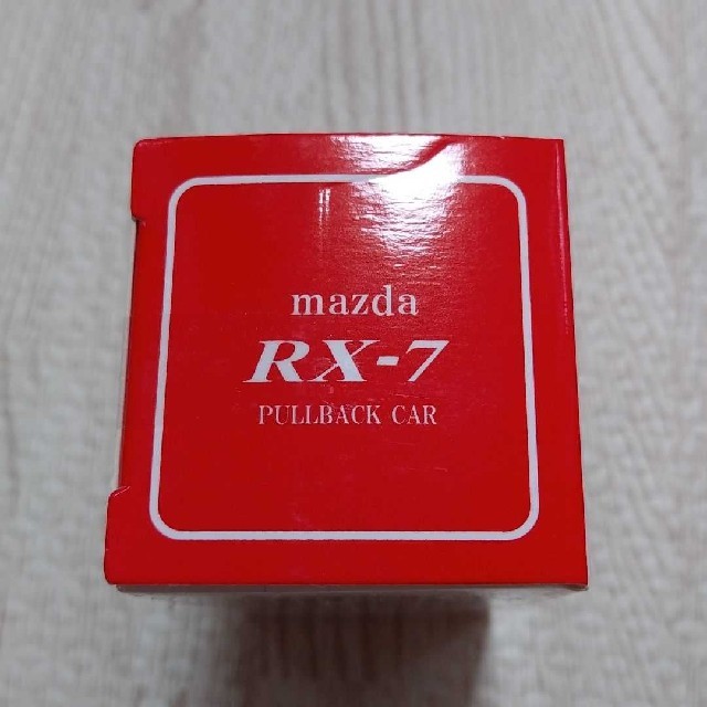 マツダ(マツダ)のmazda rx-7 PULLBACKCAR サンライトシルバーメタリック 新品 エンタメ/ホビーのおもちゃ/ぬいぐるみ(ミニカー)の商品写真