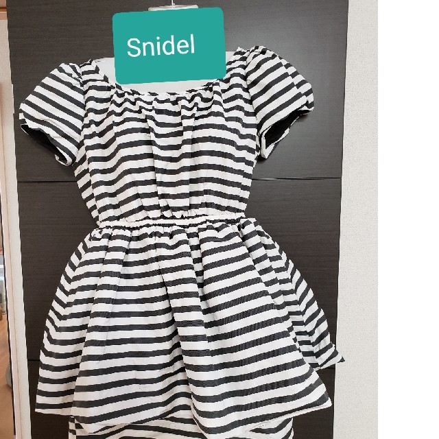 SNIDEL(スナイデル)のSnidel ☆バックリボンワンピース☆ レディースのワンピース(ひざ丈ワンピース)の商品写真