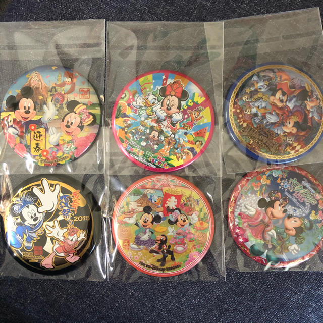 Disney ディズニー 缶バッジの通販 By Shio S Shop ディズニーならラクマ