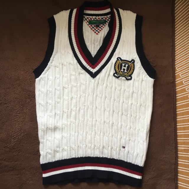 TOMMY HILFIGER(トミーヒルフィガー)のゴルフ　ベスト　レディース　 スポーツ/アウトドアのゴルフ(ウエア)の商品写真