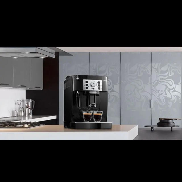 Delonghi おしゃれ お家カフェ デロンギ 押すだけ 全自動コーヒーメーカーの通販 By ねこねこオンライン デロンギならラクマ Delonghi おしゃれ お家カフェ デロンギ 押すだけ 全自動コーヒーメーカーの通販 By ねこねこオンライン デロンギならラクマ