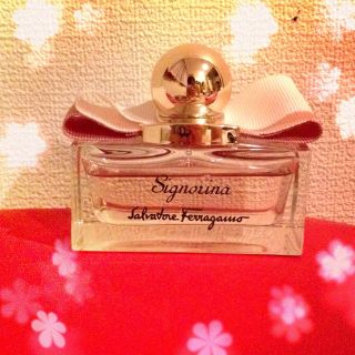 フェラガモ(Ferragamo)のフェラガモ♡シニョリーナ(香水(女性用))