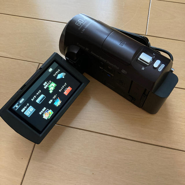 SONY(ソニー)の【美品】プロジェクター搭載 SONY PJ670 Wifi対応 大容量バッテリー スマホ/家電/カメラのカメラ(ビデオカメラ)の商品写真