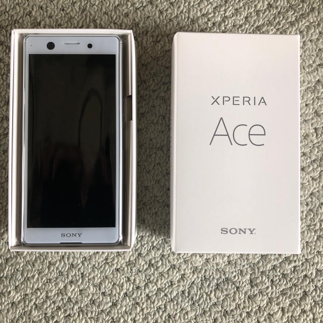 Xperia Aceスマートフォン本体