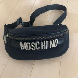 モスキーノ(MOSCHINO)のウエストポーチ　黒(ボディバッグ/ウエストポーチ)