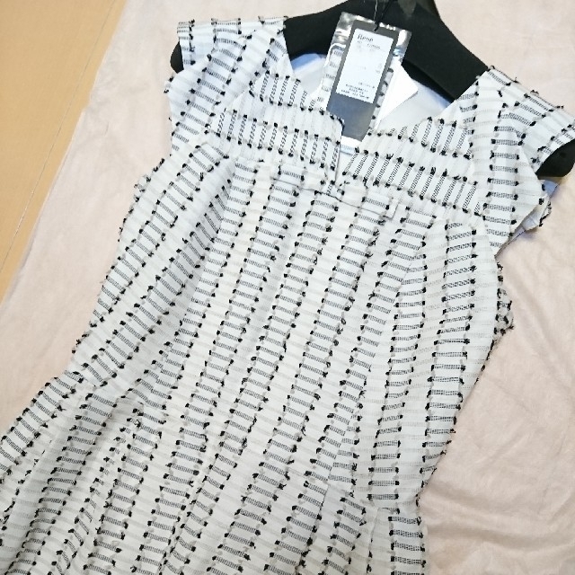 René(ルネ)のご専用♡るんるん様 Reneルネ♡リネンツイード ワンピース新品36(34) レディースのワンピース(ひざ丈ワンピース)の商品写真