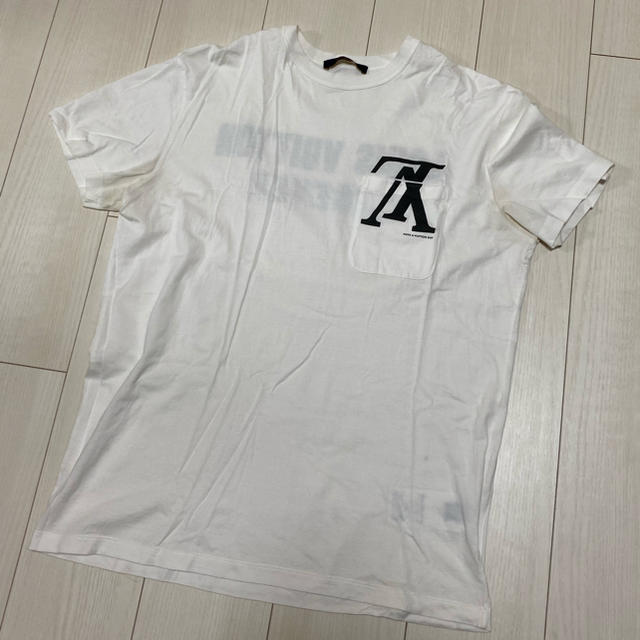 LOUIS VUITTON  Tシャツ