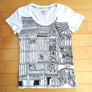 ユニクロ(UNIQLO)のシシドカフカ着用　UT　LIBERTY　Tシャツ(Tシャツ(半袖/袖なし))