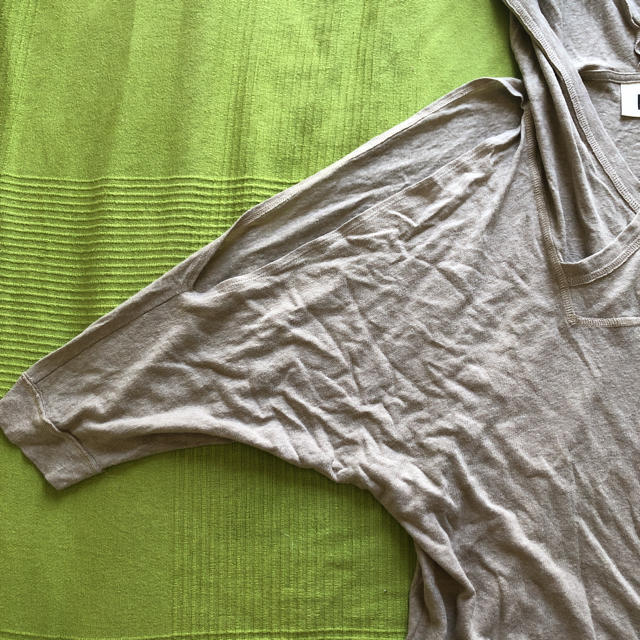 ROGAN(ローガン)のローガンドルマンスリーブパーカーカットソー レディースのトップス(Tシャツ(長袖/七分))の商品写真