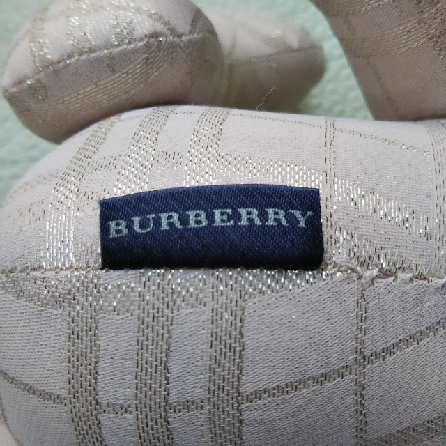 BURBERRY(バーバリー)のBurberry くまぬいぐるみ エンタメ/ホビーのおもちゃ/ぬいぐるみ(ぬいぐるみ)の商品写真