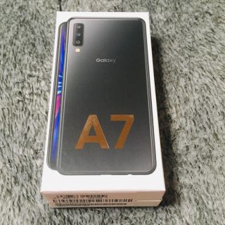 サムスン(SAMSUNG)のGalaxy A7 ブラック 64 GB SIMフリー　ギャラクシー(スマートフォン本体)