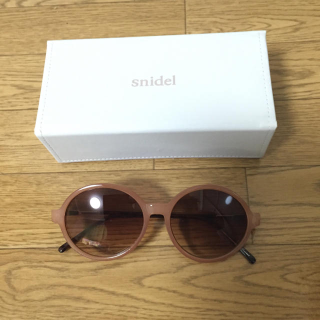 SNIDEL(スナイデル)のsnidelサングラス レディースのファッション小物(サングラス/メガネ)の商品写真