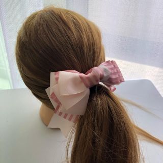 パルティキュリエリボン バレッタ ヘアーアクセサリー(ヘアアクセサリー)