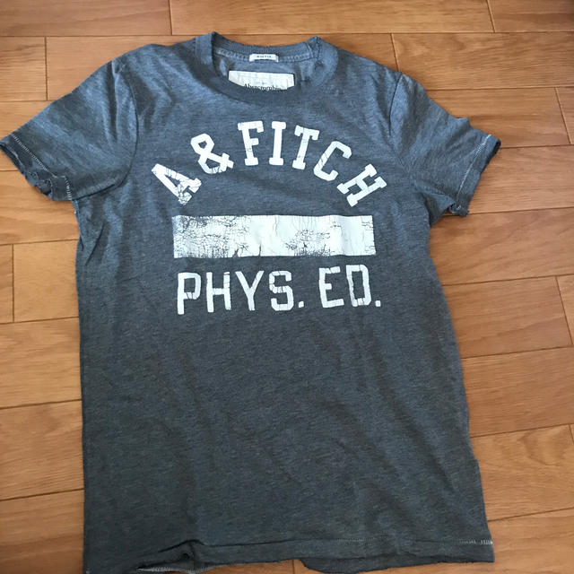 Abercrombie&Fitch(アバクロンビーアンドフィッチ)のAbercrombie&fitch Tシャツ メンズのトップス(Tシャツ/カットソー(半袖/袖なし))の商品写真