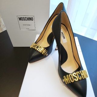 モスキーノ(MOSCHINO)の☆モスキーノ☆新品 ロゴ パンプス サイズ35(ハイヒール/パンプス)