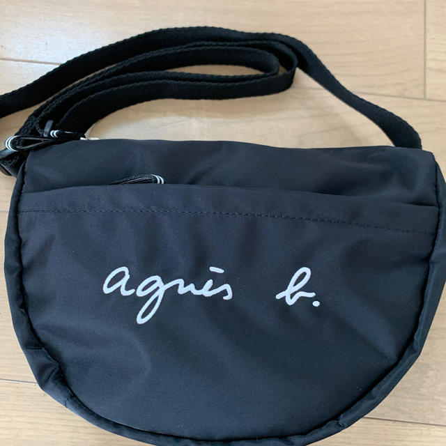 agnes b.(アニエスベー)の美品　アニエスベーサコッシュショルダー レディースのバッグ(ショルダーバッグ)の商品写真