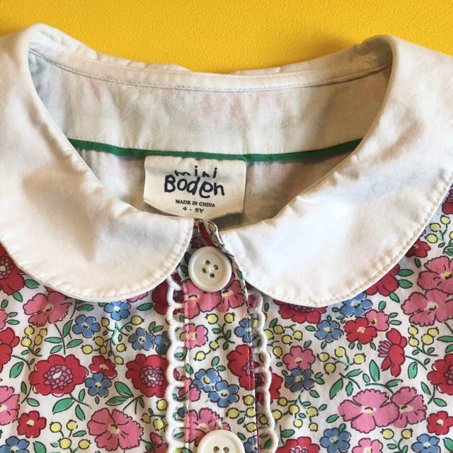 Boden(ボーデン)のボーデン　ワンピース　カーディガン　4-5歳　mini Boden  キッズ/ベビー/マタニティのキッズ服女の子用(90cm~)(ワンピース)の商品写真