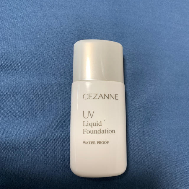 CEZANNE（セザンヌ化粧品）(セザンヌケショウヒン)のセザンヌ UV リキッドファンデーション R 20 自然なオークル系(30mL) コスメ/美容のベースメイク/化粧品(ファンデーション)の商品写真