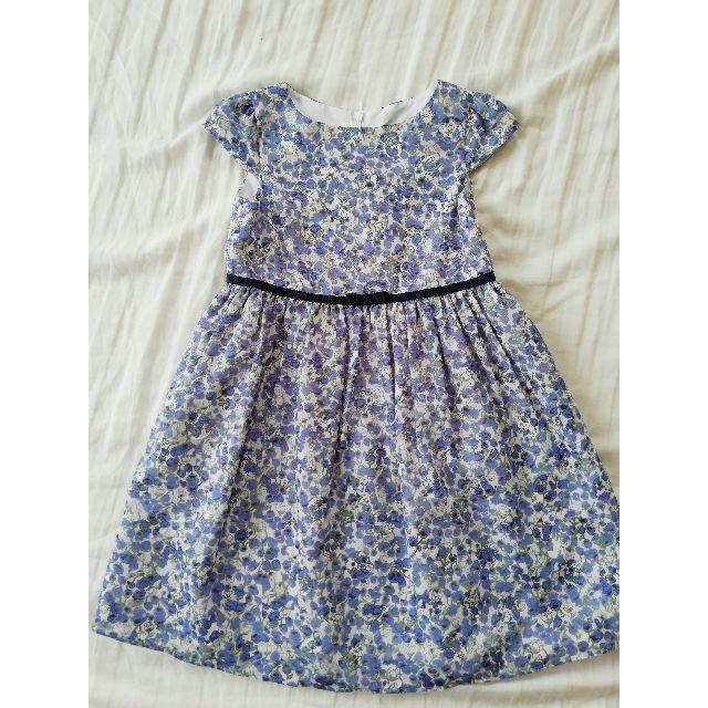 BeBe(ベベ)のBeBe120 ワンピース 紫系　花柄 キッズ/ベビー/マタニティのキッズ服女の子用(90cm~)(ワンピース)の商品写真