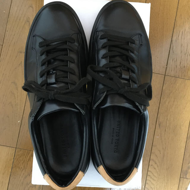 カウレザーコートスニーカー　UNITED TOKYO メンズの靴/シューズ(スニーカー)の商品写真