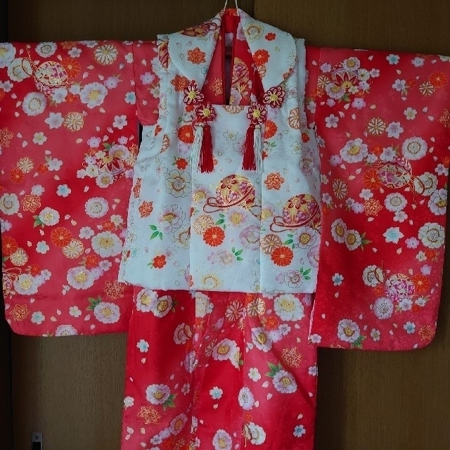 ごま様☆3歳 着物セット 七五三+絵本 キッズ/ベビー/マタニティのキッズ服女の子用(90cm~)(和服/着物)の商品写真