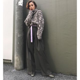 アメリヴィンテージ(Ameri VINTAGE)のAMERI FOLD WAIST TUCK PANTS(カジュアルパンツ)