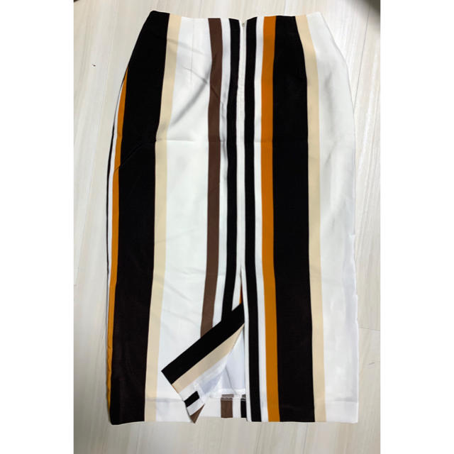 TOMORROWLAND(トゥモローランド)のトゥモローランド ❤️完売商品マルチストライプスカート レディースのスカート(ロングスカート)の商品写真