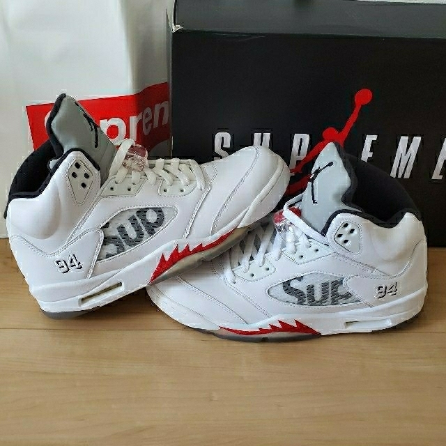 Supreme Air Jordan 5 Retro