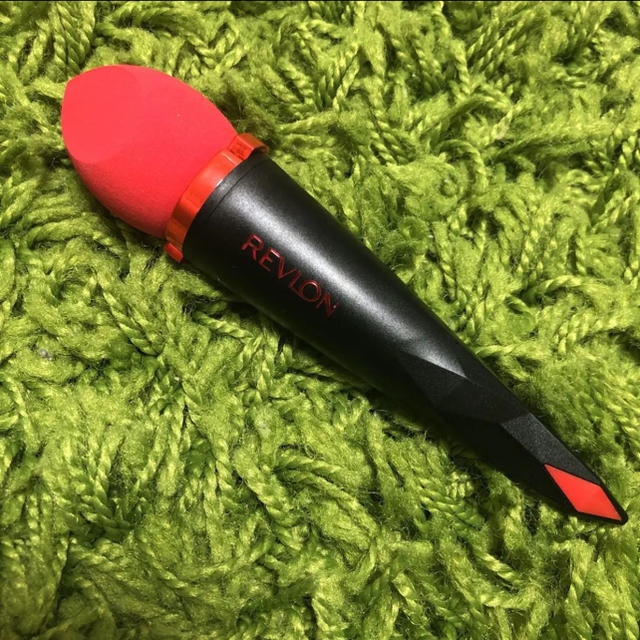 REVLON(レブロン)のメイクスポンジ　パフ コスメ/美容のメイク道具/ケアグッズ(パフ・スポンジ)の商品写真