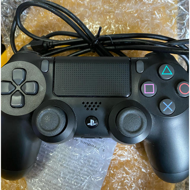 PlayStation4(プレイステーション4)のDUALSHOCK 4 エンタメ/ホビーのゲームソフト/ゲーム機本体(その他)の商品写真