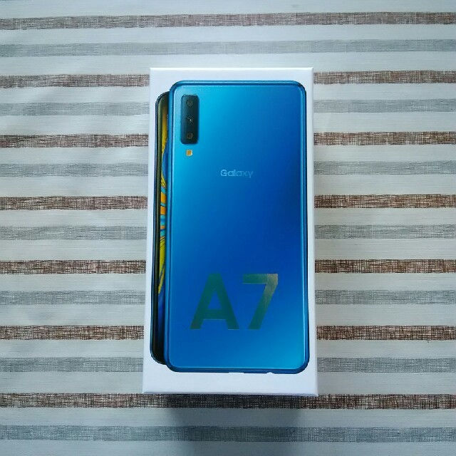 Galaxy A7　スマホ本体　新品未開封