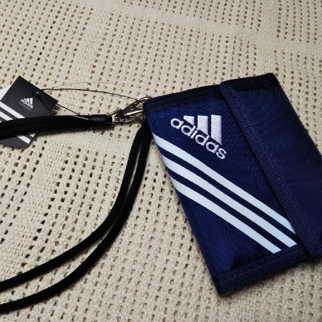 adidas(アディダス)の新品 アディダス 財布 小学生 キッズ/ベビー/マタニティのこども用ファッション小物(財布)の商品写真