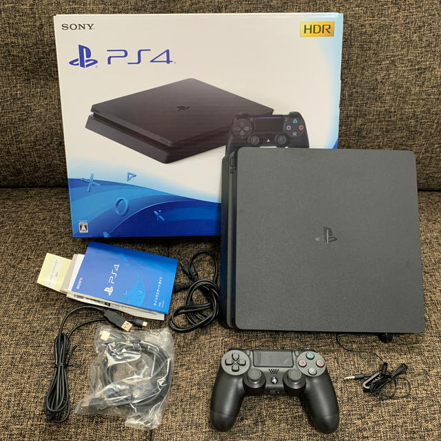 【新品未開封】SONY PlayStation4 本体 CUH-2200AB01