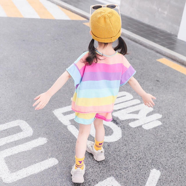 こども服 セットアップ 可愛い Tシャツ パンツ ニコちゃん レインボー 上下 キッズ/ベビー/マタニティのキッズ服女の子用(90cm~)(その他)の商品写真